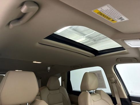 Used 2020 Acura MDX SH-AWD w/ Technology Package image 13