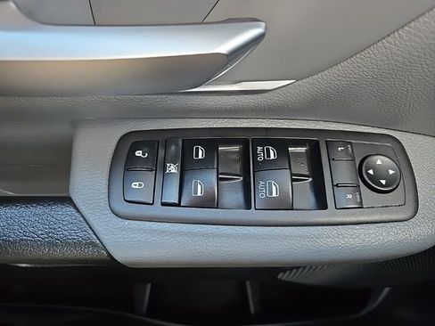 Used 2019 RAM 1500 Big Horn image 23