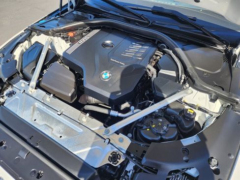 Used 2022 BMW 430i Convertible w/ M Sport Package image 10