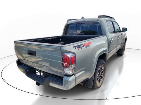 Used 2023 Toyota Tacoma TRD Sport AWD/4WD image 7
