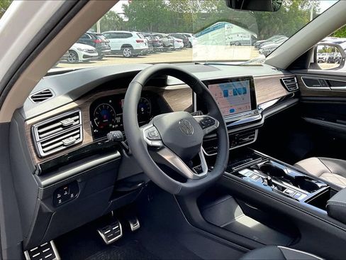 New 2026 Volkswagen Atlas SEL Premium R-Line AWD/4WD image 14