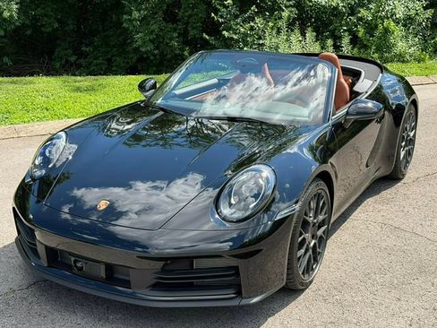 Used 2026 Porsche 911 Carrera RWD image 18