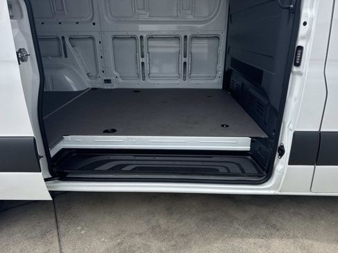 New 2025 Mercedes-Benz Sprinter 2500 image 4