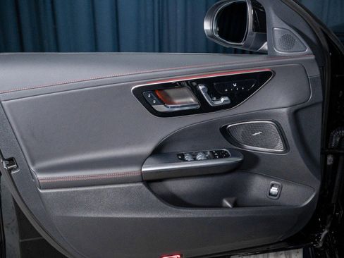Certified 2025 Mercedes-Benz C 43 AMG 4MATIC Sedan image 11