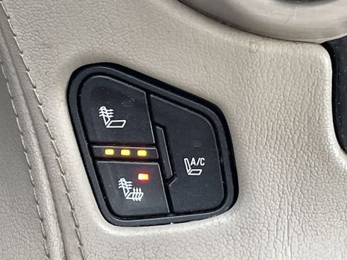 Used 2016 GMC Yukon Denali w/ Open Road Package image 26