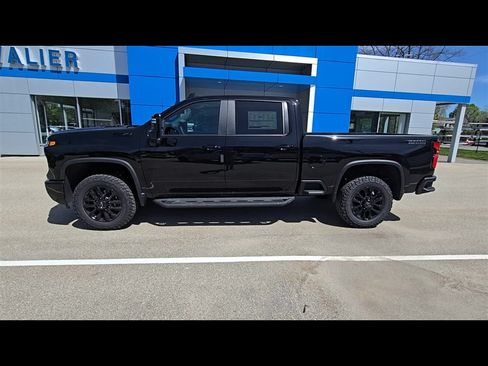 New 2026 Chevrolet Silverado 2500 LT w/ Trail Boss Package AWD/4WD image 5