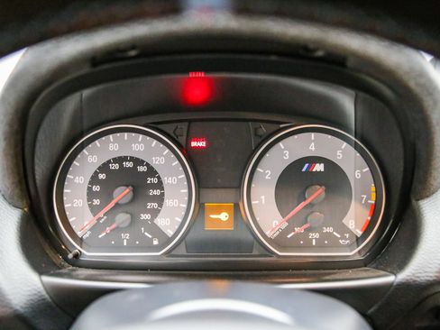 Used 2011 BMW 1 Series M RWD image 47