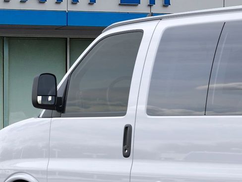New 2026 Chevrolet Express 3500 LS w/ Chrome Appearance Package RWD image 12