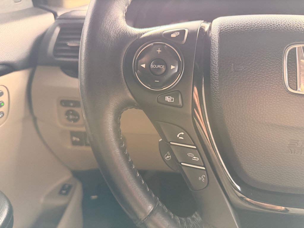 Used 2016 Honda Pilot Elite image 23