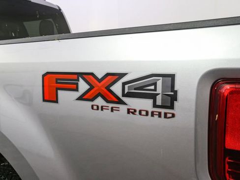 Used 2020 Ford F250 XL w/ STX Appearance Package AWD/4WD image 8