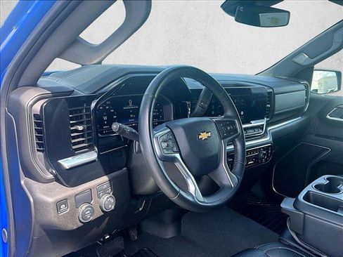 Used 2025 Chevrolet Silverado 1500 LT RWD image 14