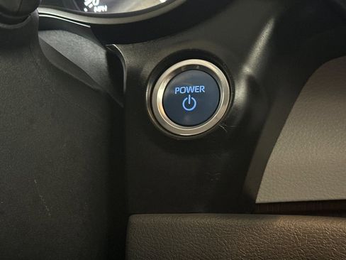 Certified 2024 Toyota Sienna LE image 23