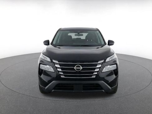Used 2025 Nissan Rogue SV AWD/4WD image 2