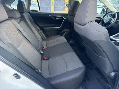 Used 2024 Toyota RAV4 XLE image 27