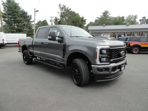 New 2025 Ford F250 Lariat w/ Lariat Ultimate Package image 3