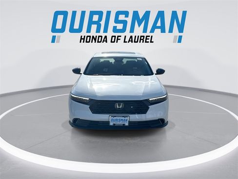 New 2025 Honda Accord SE image 3