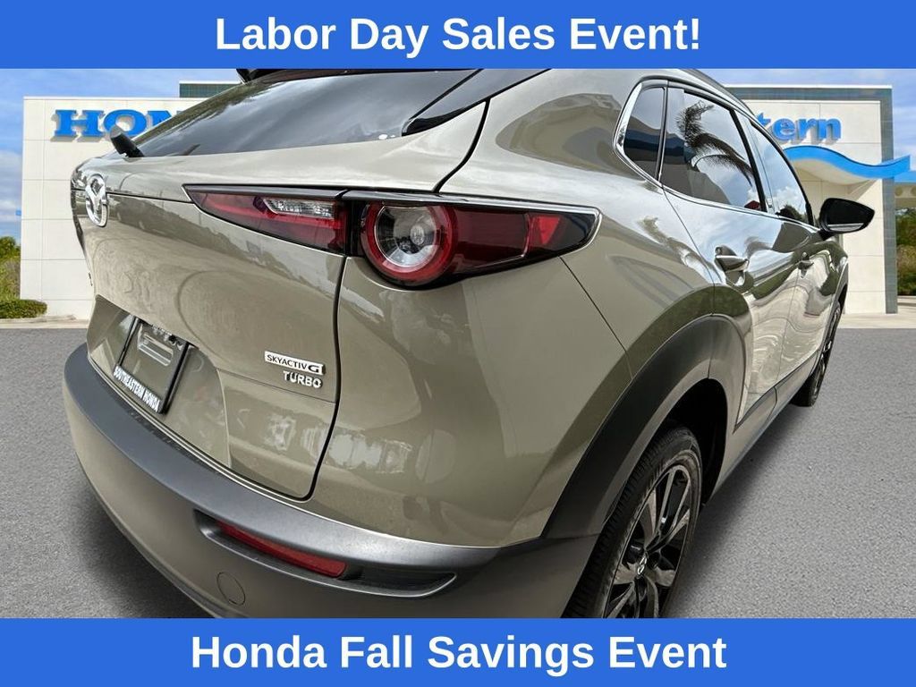 Used 2024 MAZDA CX-30 Carbon AWD/4WD image 9
