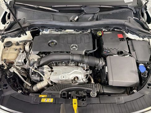 Certified 2022 Mercedes-Benz GLA 250 image 10