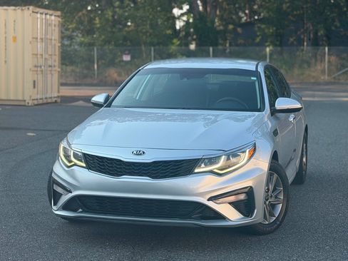 Used 2020 Kia Optima LX FWD image 1