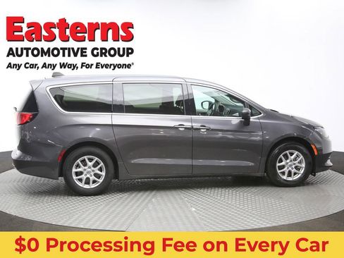 Used 2023 Chrysler Voyager LX FWD image 43