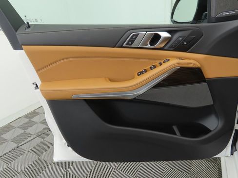 New 2026 BMW X5 sDrive40i w/ M Sport Package image 24