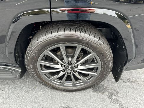 Used 2024 Lexus LX 600 F Sport image 12