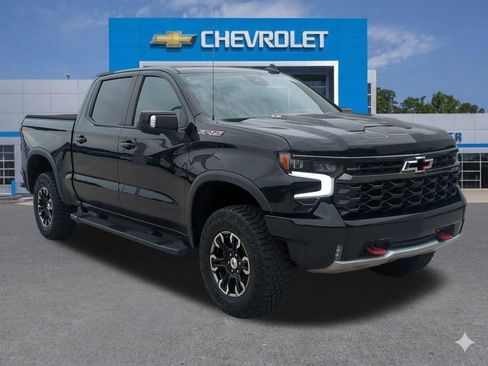 Used 2023 Chevrolet Silverado 1500 ZR2 AWD/4WD image 8