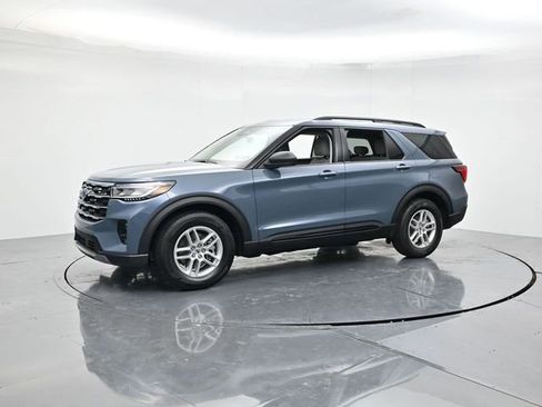 New 2026 Ford Explorer Active w/ Active Comfort Package RWD image 6