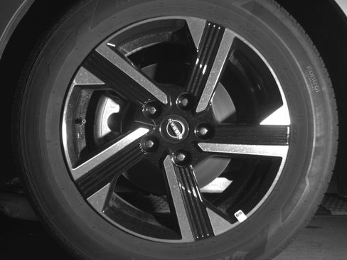Used 2025 Nissan Sentra SV FWD image 12