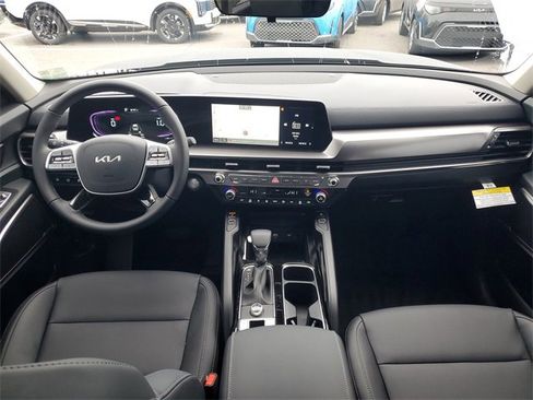 New 2025 Kia Telluride S image 18