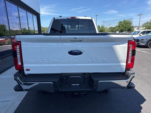 New 2025 Ford F250 Lariat w/ Lariat Ultimate Package image 4