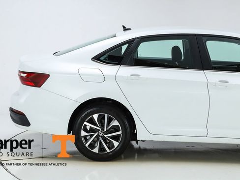 Used 2023 Volkswagen Jetta S image 11