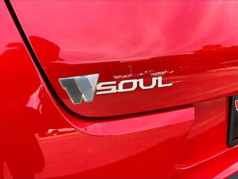 Used 2023 Kia Soul LX FWD image 22