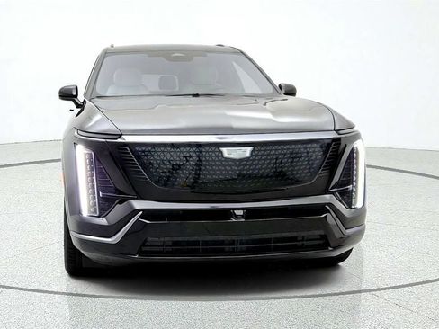 Used 2026 Cadillac Vistiq Sport AWD/4WD image 2