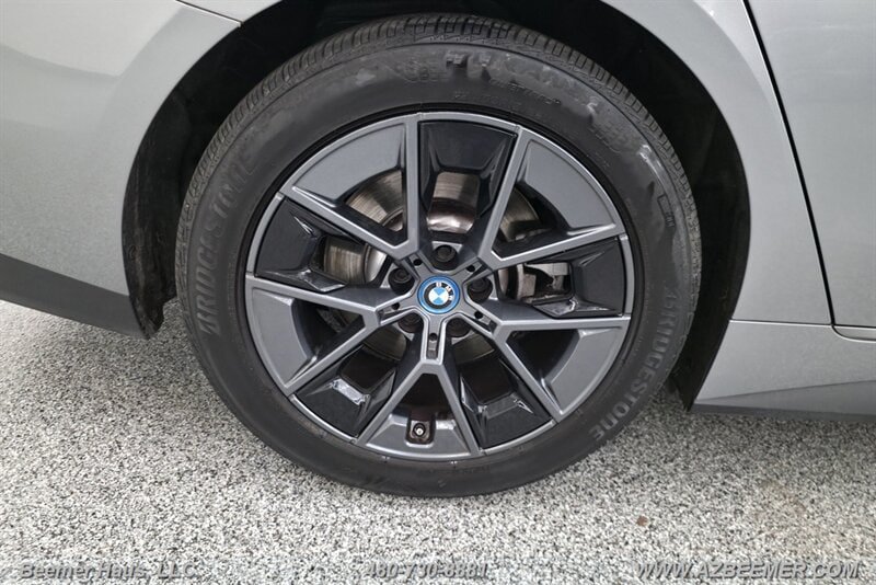 Used 2023 BMW i4 eDrive35 w/ Premium Package RWD image 17