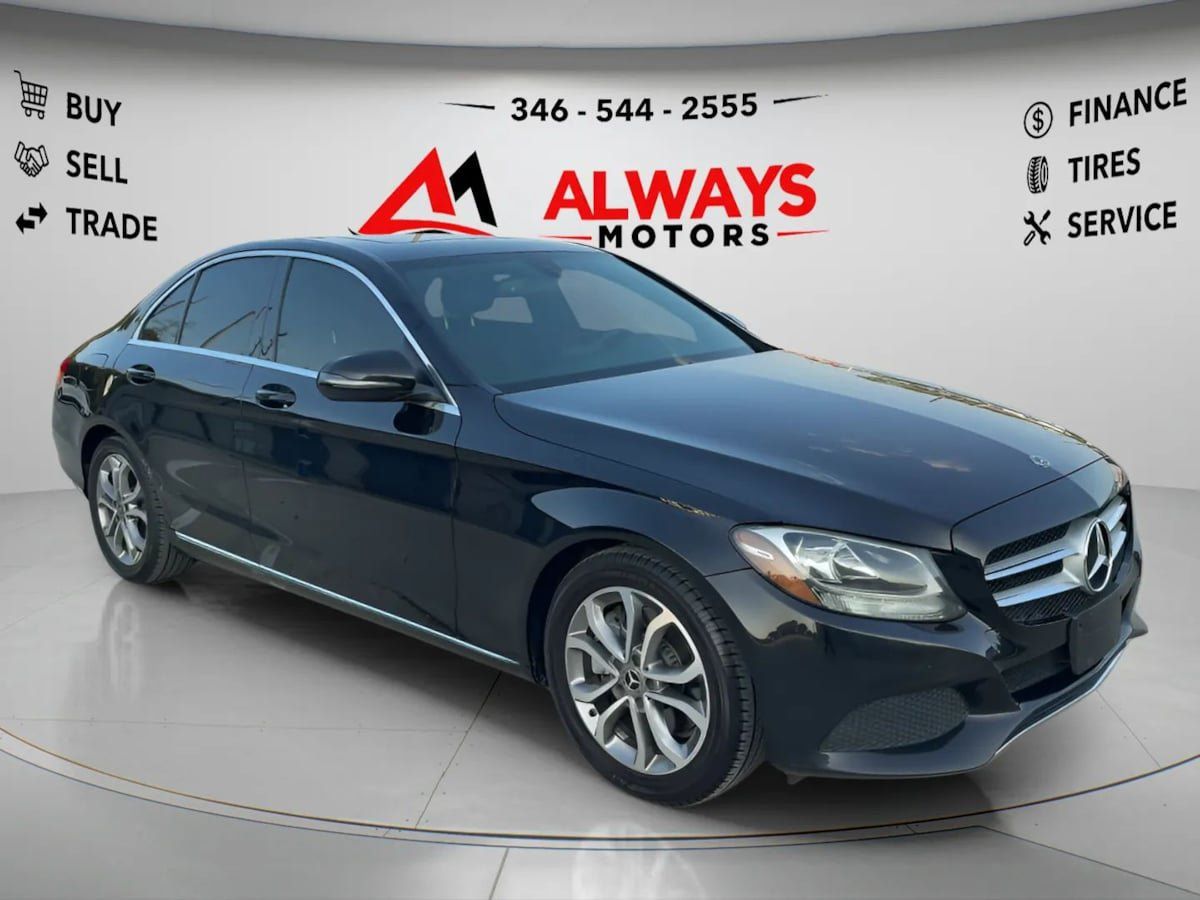 Used 2018 Mercedes-Benz C 300 Sedan image 3