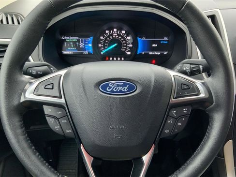 Used 2024 Ford Edge SEL AWD/4WD image 16