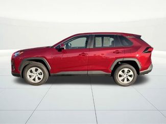 Used 2023 Toyota RAV4 LE video 2