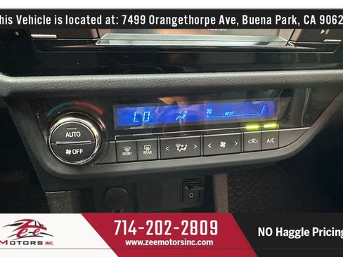 Used 2015 Toyota Corolla S FWD image 31