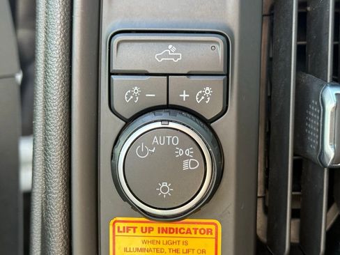 Used 2022 Chevrolet Silverado 2500 W/T w/ WT Convenience Package RWD image 26