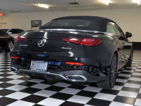Used 2024 Mercedes-Benz CLE 450 4MATIC Cabriolet w/ Driver Assistance Package image 10