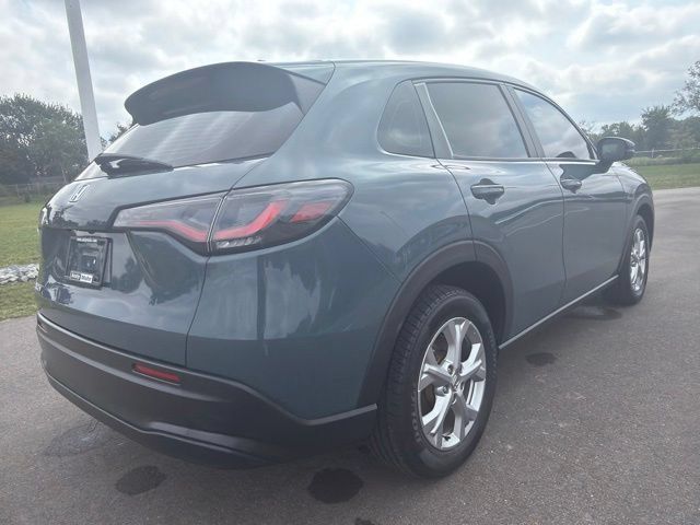 Used 2023 Honda HR-V LX image 7