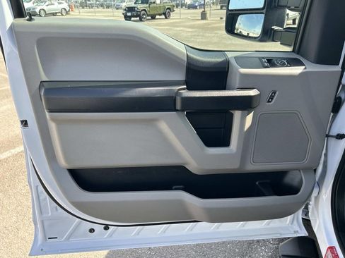 Used 2021 Ford F350 XL w/ Power Equipment Group AWD/4WD image 25