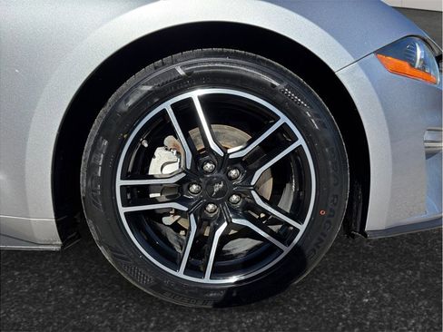 Used 2020 Ford Mustang Premium image 12