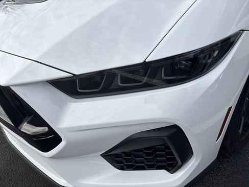 Used 2025 Ford Mustang GT image 11