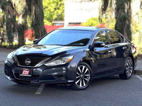 Used 2017 Nissan Altima 2.5 SL FWD image 58