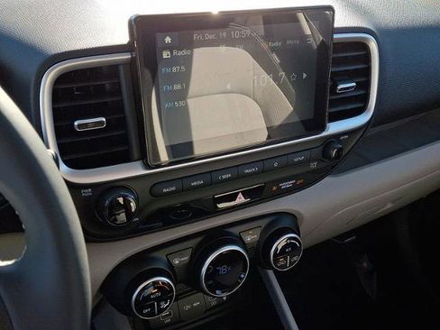 New 2026 Hyundai Venue SEL image 8