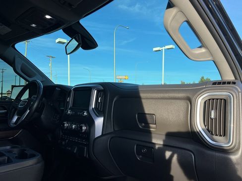 Used 2021 GMC Sierra 1500 SLT w/ Driver Alert Package II image 26