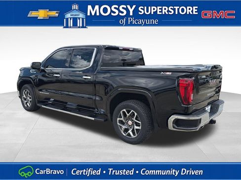 Certified 2023 GMC Sierra 1500 SLT w/ SLT Premium Package AWD/4WD image 4