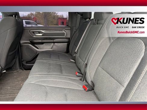 Used 2020 RAM 1500 Big Horn AWD/4WD image 8